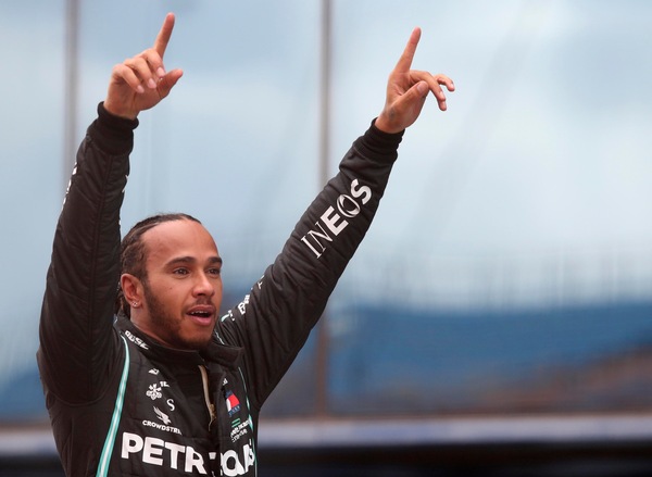 F1 Hamilton: "Tantissimo lavoro per arrivare dove sono ora"