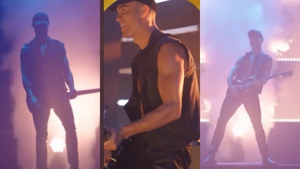 Cristiano Ronaldo rockstar: il video pazzesco fa impazzire i social
