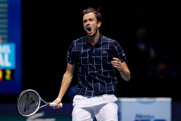 Atp Finals, Medvedev batte Nadal e sfida Thiem per il titolo