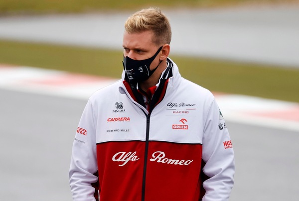 F1 Mick Schumacher: "Grazie a tutti: non vedo l'ora di iniziare con la Haas"
