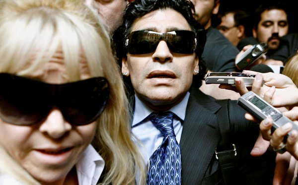 AS: "Maradona, eredità da 50 milioni di dollari: ecco i beni che fanno litigare la famiglia"