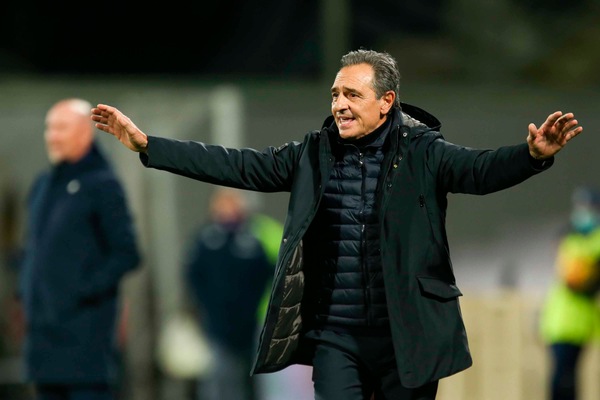 Fiorentina, Prandelli: "Un punto per il morale. Il vento sta cambiando"