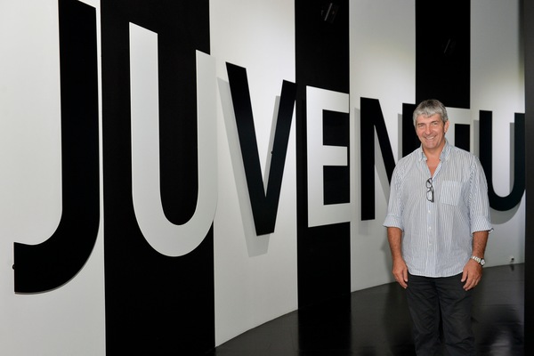 Paolo Rossi, intestato lo stadio a Prato. Domani i funerali a Vicenza