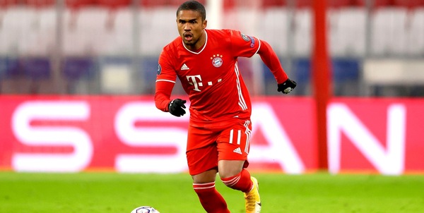 Juve-Douglas Costa, parla l'agente: "Colloqui nei prossimi giorni"