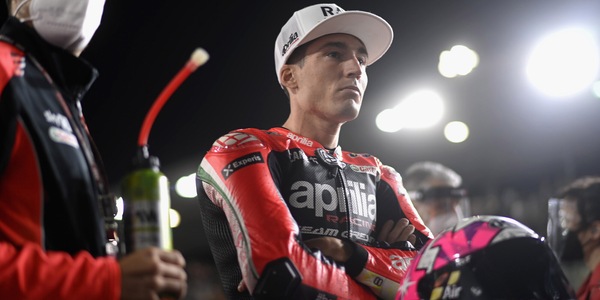 MotoGp: Aleix Espargaro davanti nelle prime libere a Doha, 17° Rossi
