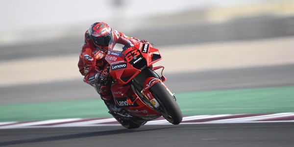 MotoGp: Bagnaia davanti nelle libere 2 in Spagna, Rossi in fondo