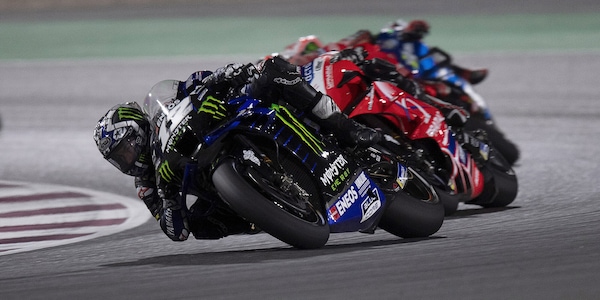MotoGp: Vinales comanda le prime libere in Portogallo, Marquez 3°. Rossi 11°