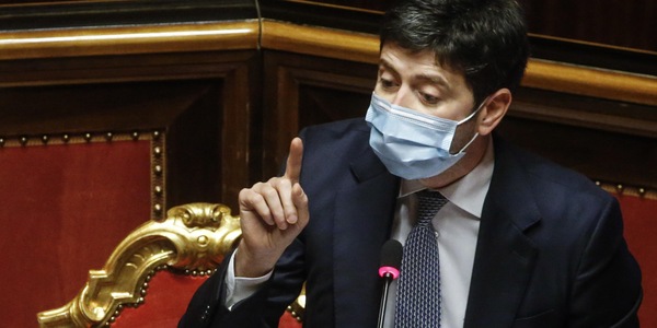 Covid, Valle d'Aosta in rosso e Sardegna in arancione: ecco cosa cambia