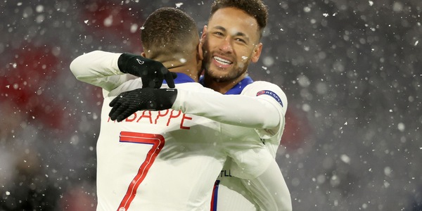 L’Equipe: “Neymar rinnova con il Psg. Mbappé in stallo”