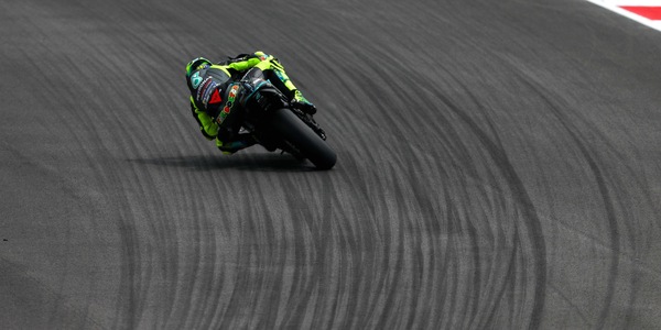 MotoGp: Valentino Rossi e i piloti della VR46 Academy a Pomposa