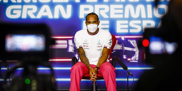 F1, Hamilton vuole discutere i dettagli del contratto entro la pausa estiva