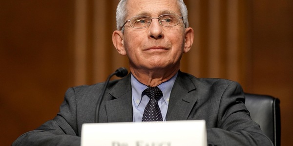 Fauci: "Italia al 15% nei vaccini, troppo poco per riaprire"