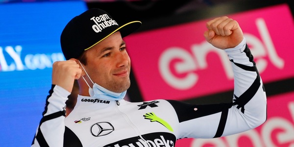 Giro, la 15ª tappa: vince Campenaerts, Bernal resta maglia rosa