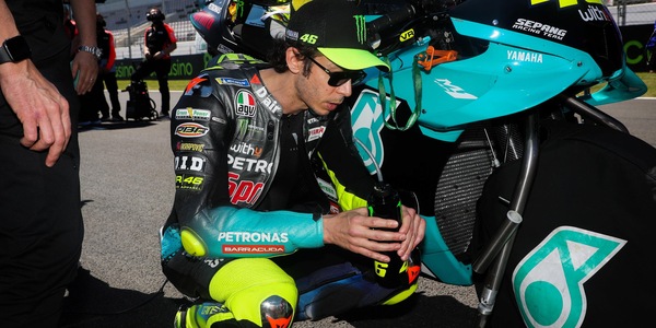 MotoGp, Rossi: "Incidente Dupasquier? Il modo più pericoloso per farsi male"