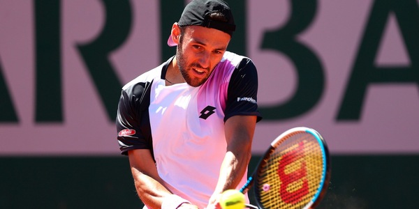 Roland Garros, Travaglia si arrende in tre set a De Minaur