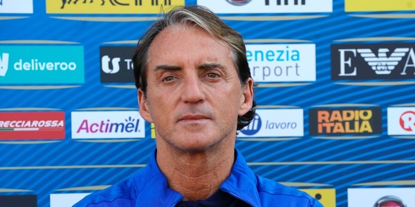 Italia, Mancini: "Siamo come la mia Samp, vogliamo divertire"