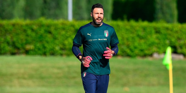 Juve, per il vice Szczesny resta in corsa Sirigu