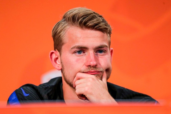 De Ligt: "Quando Van Basten dice qualcosa, io ascolto"