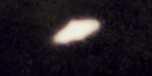 "Flotta di Ufo durante una diretta della Nasa": shock negli Usa