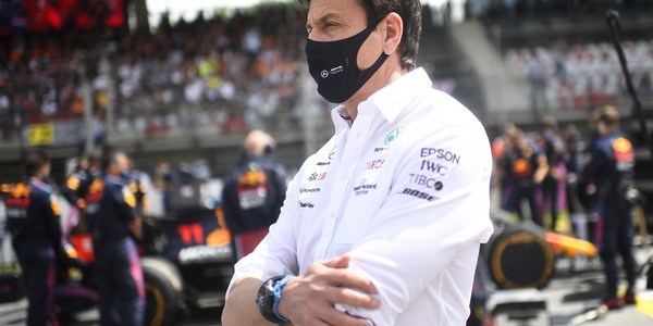 F1, Wolff torna su Silverstone: "Capisco la tensione, ma avrei utilizzato un altro linguaggio"