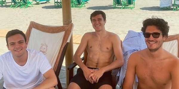 Chiesa, relax in spiaggia aspettando la Juve
