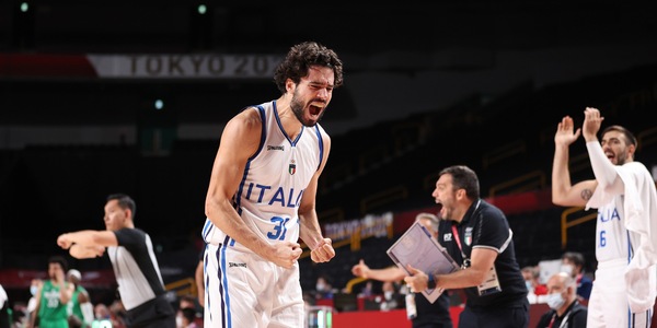 Tokyo 2020, l'Italia di Sacchetti vola ai quarti!