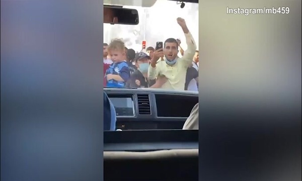 Turchia, che accoglienza dei tifosi per Balotelli!