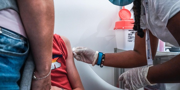 Coronavirus: in Italia ciclo completo per il 63,47% dei vaccinabili