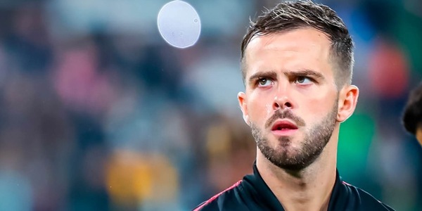Non solo Higuain: Pjanic, Khedira e Bentancur lasciano Torino