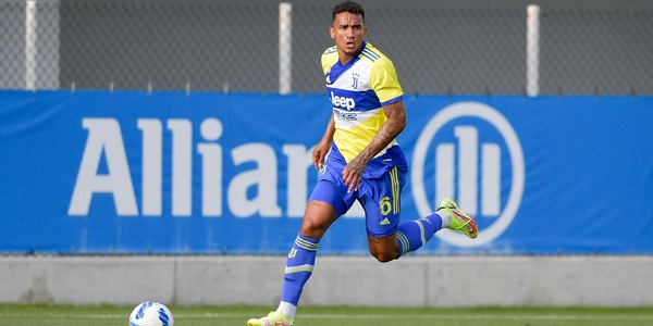 Juve, Danilo: "Possiamo vincere lo scudetto". Su Dybala...