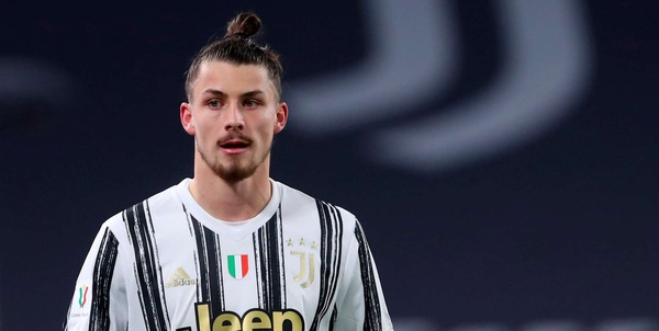 Juve: Dragusin esce, De Sciglio resta