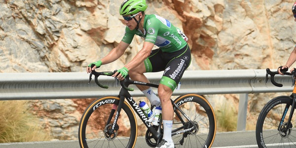 Jakobsen, è tris alla Vuelta: Eiking ancora leader, Ciccone out