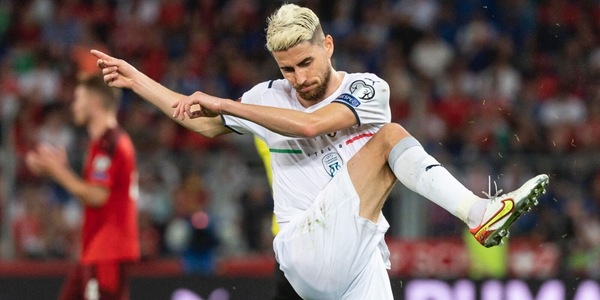 Italia, Jorginho: "Il rigore mi fa male, ma andremo ai Mondiali"