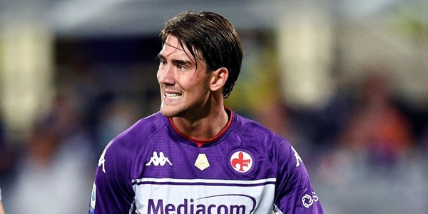 Fiorentina, Commisso: "Vlahovic vuole restare. Ora il rinnovo"