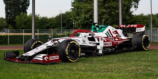 Alfa Romeo a Monza con una livrea celebrativa in ricordo di Nino Farina
