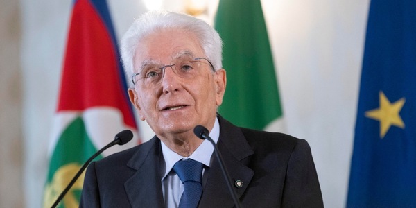 Mattarella: "Libertà, democrazia e pace sono valori indivisibili"