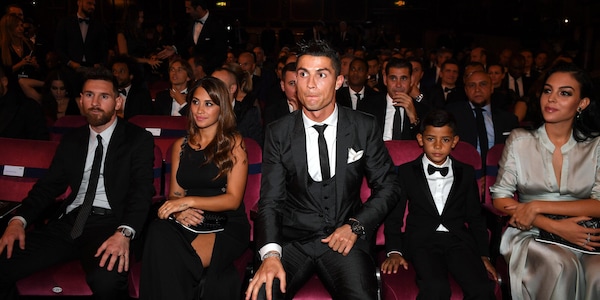Ronaldo, mamma Dolores e l'incontro con Messi: "Non è lui, è piccolissimo"