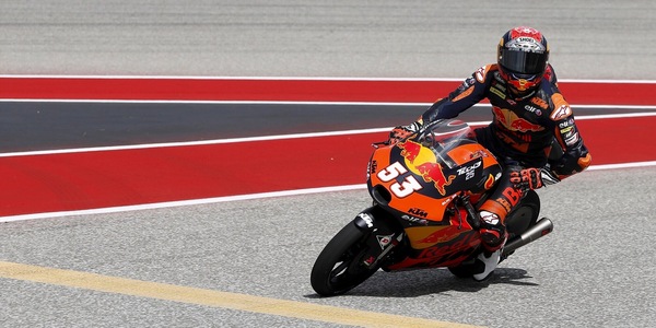 Moto3, incidente Austin: Deniz Oncu sospeso per due gare