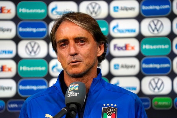 Mancini esalta Jorginho: "Merita il Pallone d'Oro"