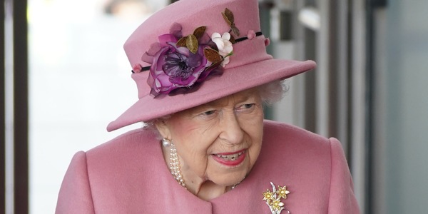 Regina Elisabetta, niente più Martini a fine giornata: il motivo