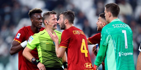 Il caso Juve-Roma: Orsato, nessuno stop