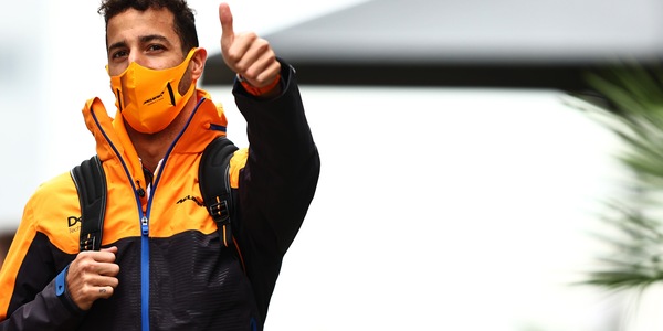 F1, Ricciardo: "Guidare la vettura di Earnhardt è un sogno che diventa realtà"