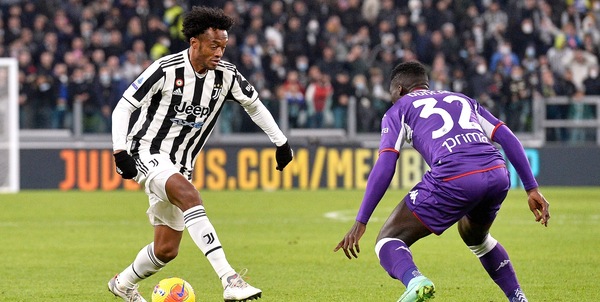 Pagelle Juve-Fiorentina: Cuadrado decisivo, alti e bassi per Rugani
