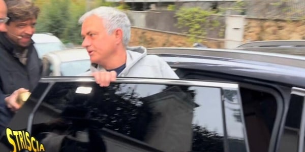 Tapiro d'oro a Mourinho: lo Special One scappa senza ritirare il premio