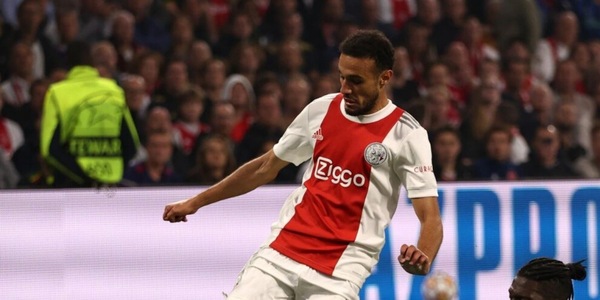 Ajax, tutti pazzi per Mazraoui: anche Juve e Milan in corsa