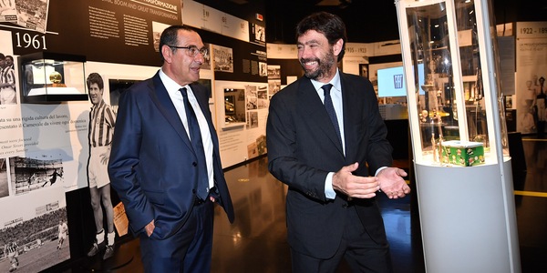 Agnelli rafforza Sarri: Juve in difficoltà ma la fiducia resta