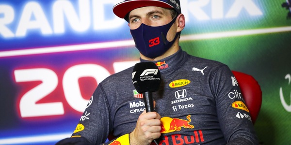 F1, Verstappen: "Non condivido tante cose, ora speriamo in Abu Dhabi"