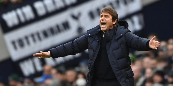 Covid, Conte critico con la Premier League: "Di fronte abbiamo un muro"