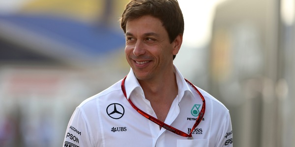 F1, Wolff: "Abbiamo tutti oltrepassato il limite con le comunicazioni radio"