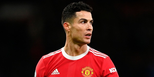 Cristiano Ronaldo allontana il ritiro: "Giocherò ancora 4 o 5 anni"